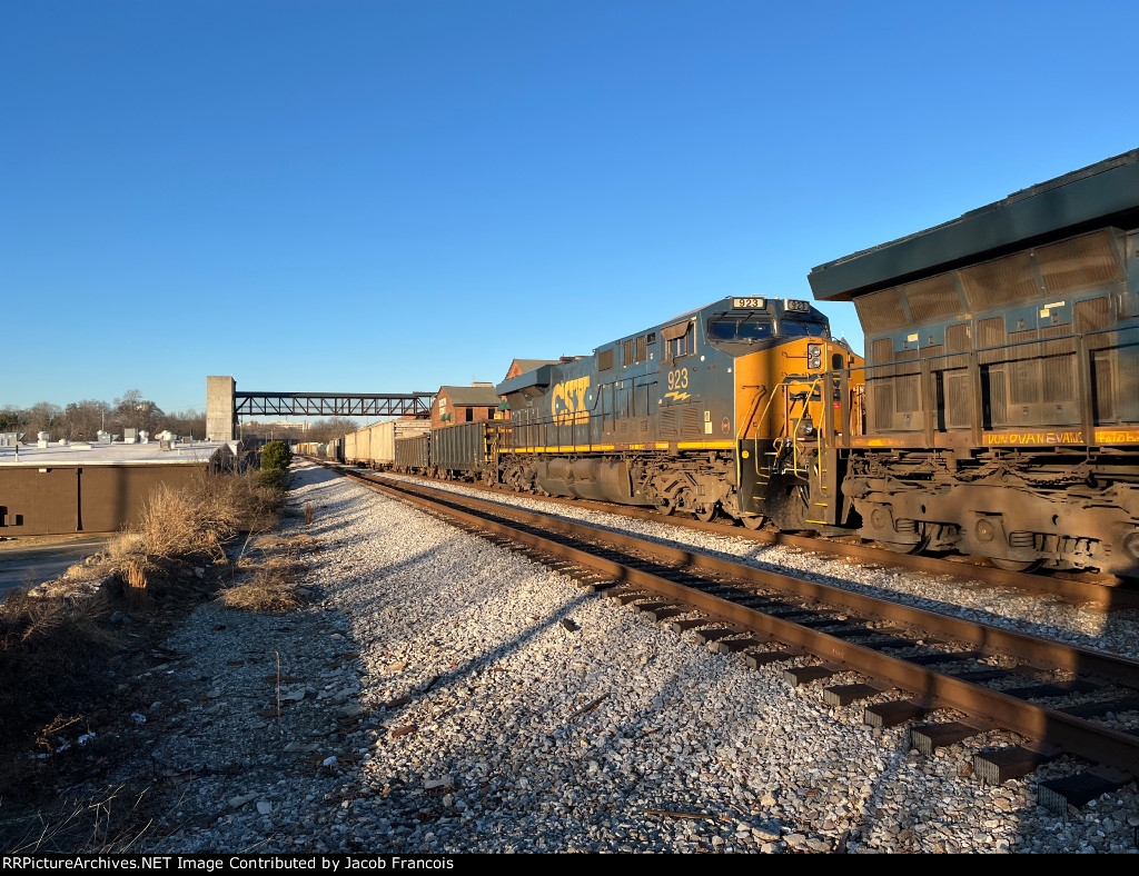 CSX 923